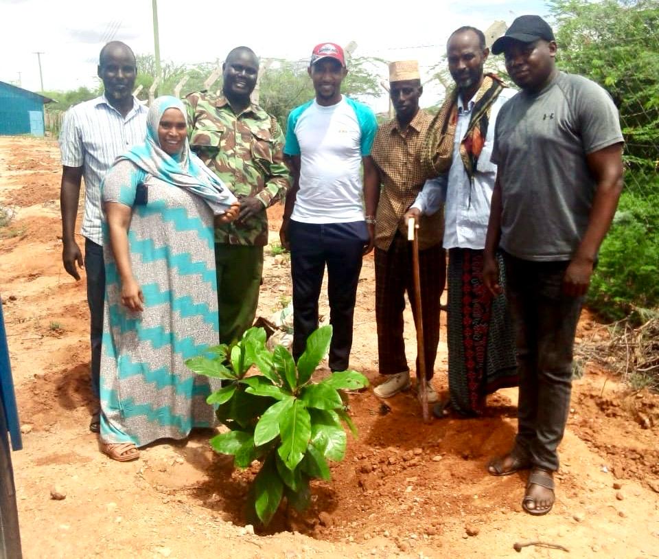 Officers from IPOA's Garissa Regional Office today joined other Government agencies and stakeholders at the Garissa Teachers Training College and later at Madongo Police Station in Tana River to contribute to the nationwide tree planting exercise. #NationalTreePlantingDay ^EM