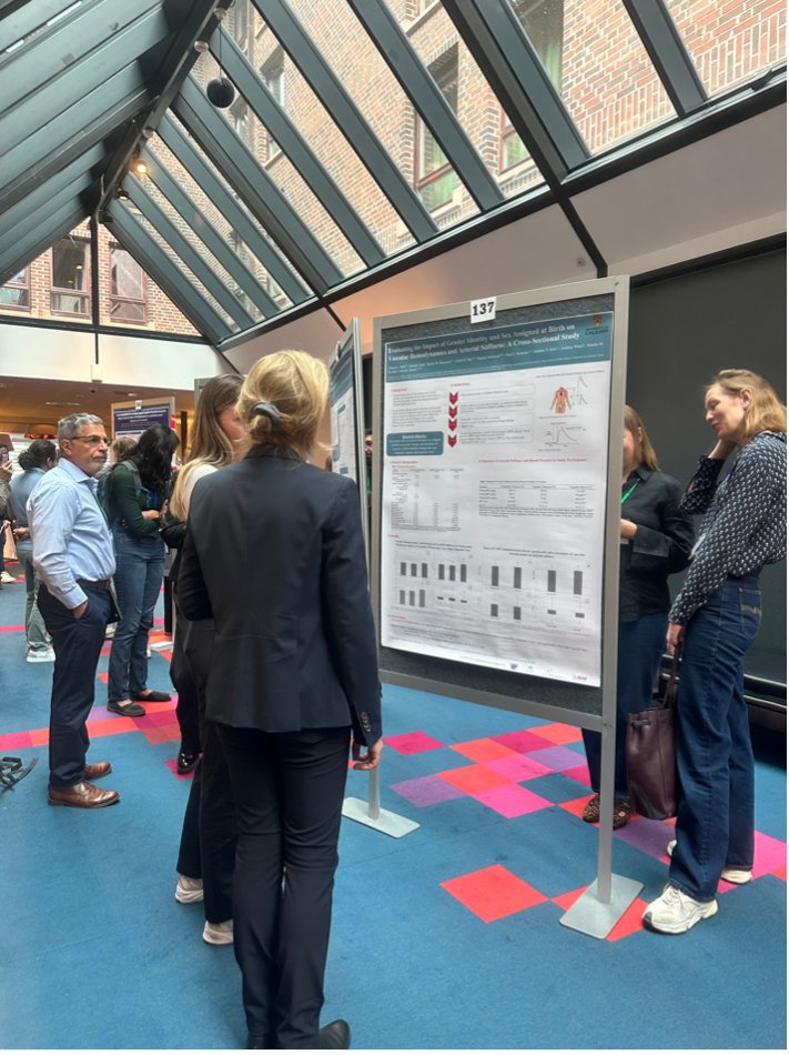 SWHR's tweet image. Over 300 posters from various institutions around the world were present at @OSSDtweets #OSSD2024, spanning across basic, clinical, and public health research.
Poster covered Engaging discussions and innovative ideas. Let&apos;s push the boundaries of science together!
Here are a few:
