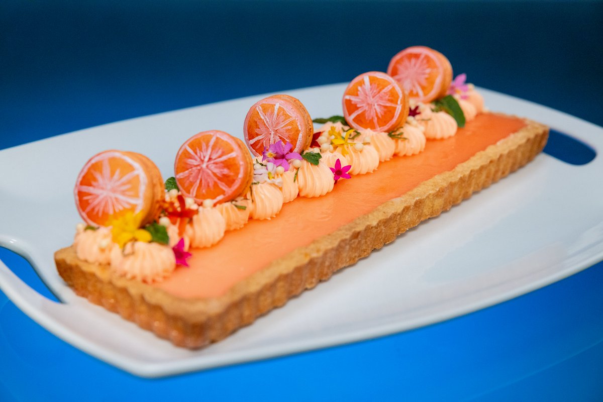 TIME IS UP! 🕰️ These cocktail tarts are worthy of the best beach resort! 😍🍹 #SummerBakingChampionship