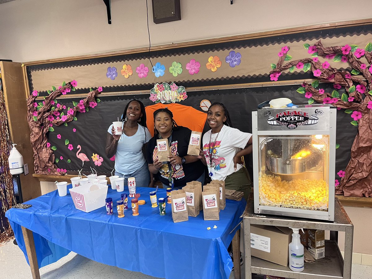 Weiss School of Leadership tweet media