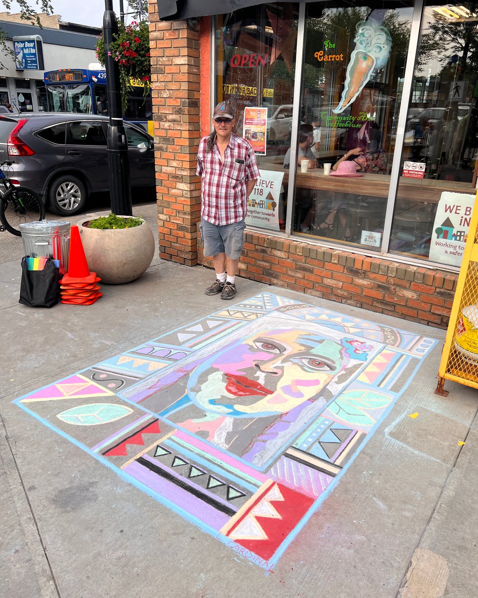 Get ready for a blooming good time at Rendez-vous Canada on Jasper Ave by the Edmonton Convention Centre!  Our incredible chalk artists will be creating stunning floral masterpieces live on May 12th from 9 am to 5 pm. Don't miss out on this colourful spectacle!