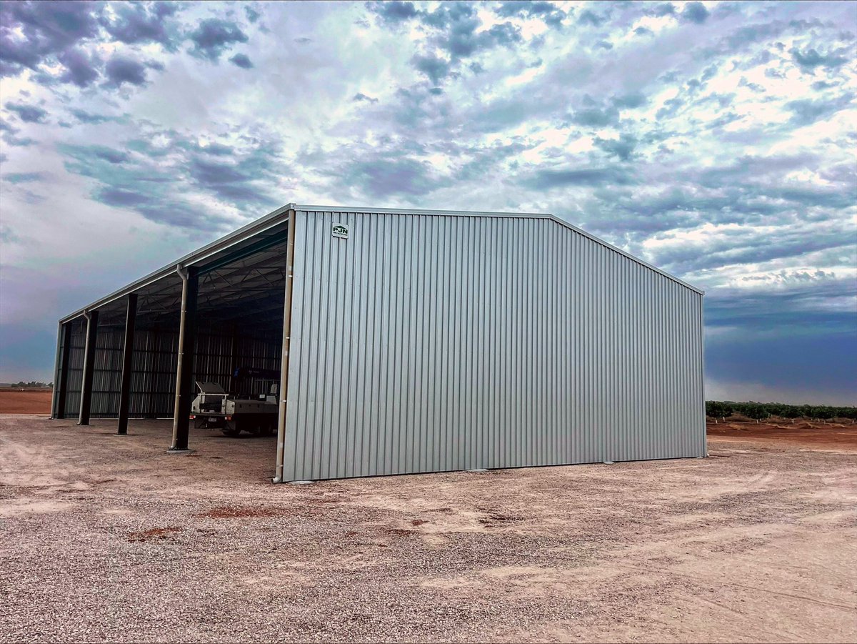 A 30m x 15m x 5.5m 3 sided shed we sent to Leeton recently. 💪

#simplybettersheds #farmsheds #bigsheds #haysheds #machinerysheds #shearingsheds #workshops #farming #wallawalla #familyownedandoperated