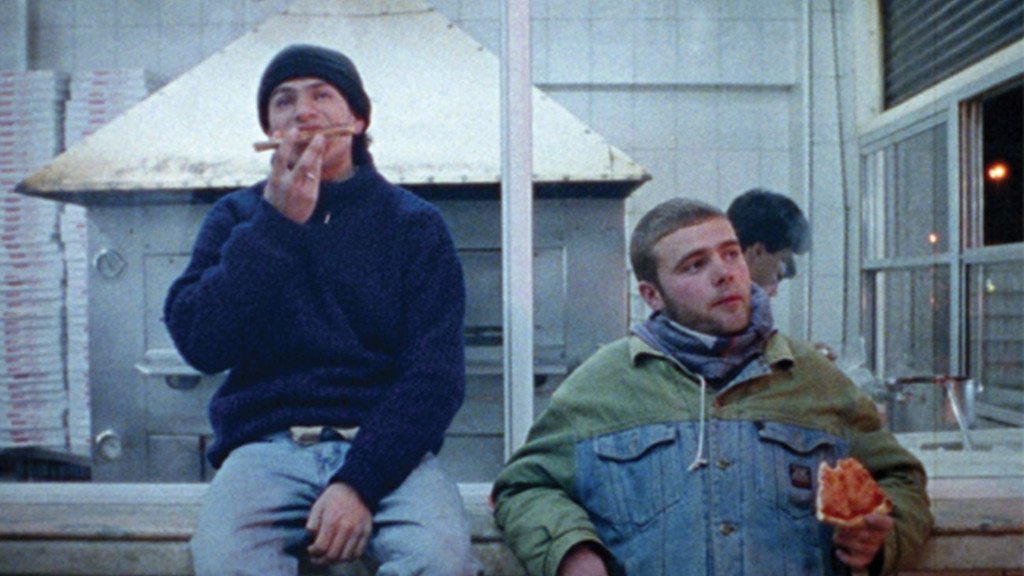 TheCinesthetic's tweet photo. pizza, birra, faso (1998) dir. adrián caetano, bruno stagnaro https://t.co/PVShNYOS9G
