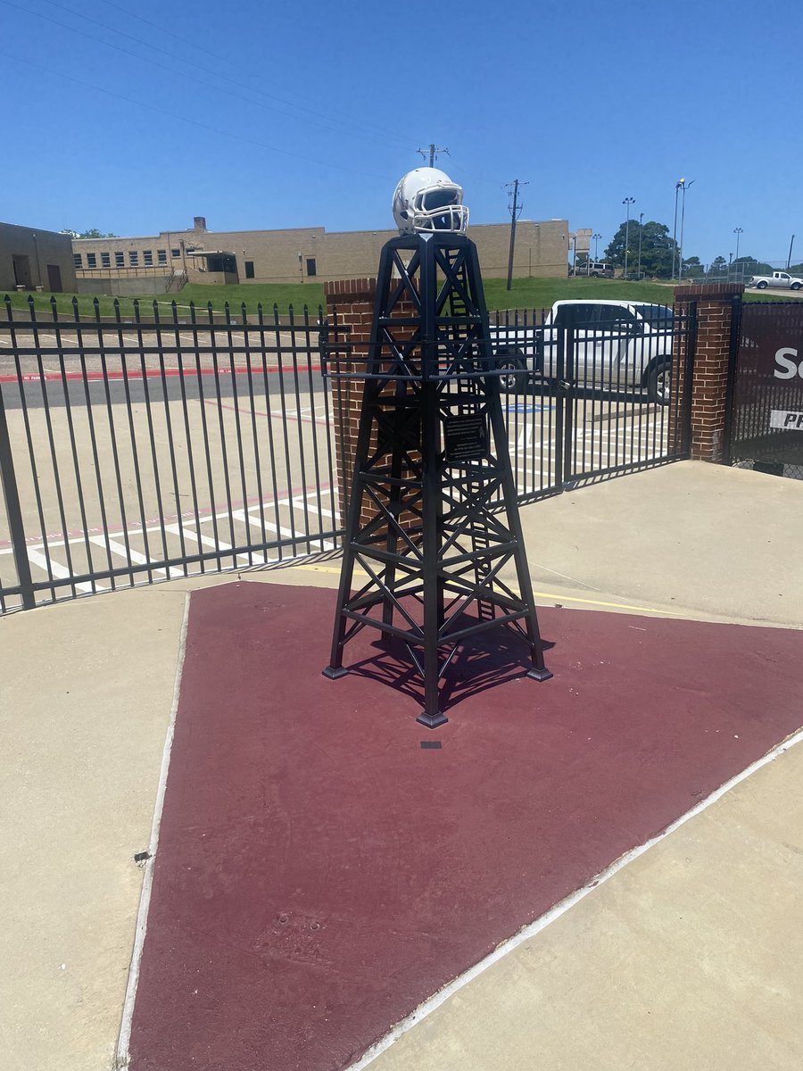 Jourdan McNeill (@coachjmacrb) on Twitter photo Thank you <a href="/coachludlow/">Mike Ludlow</a> <a href="/WONecks/">White Oak ISD Athletics</a> for the time and hospitality! Appreciate you! #WinTheWest 🤙🏾💙 Thank you <a href="/coachludlow/">Mike Ludlow</a> <a href="/WONecks/">White Oak ISD Athletics</a> for the time and hospitality! Appreciate you! #WinTheWest 🤙🏾💙