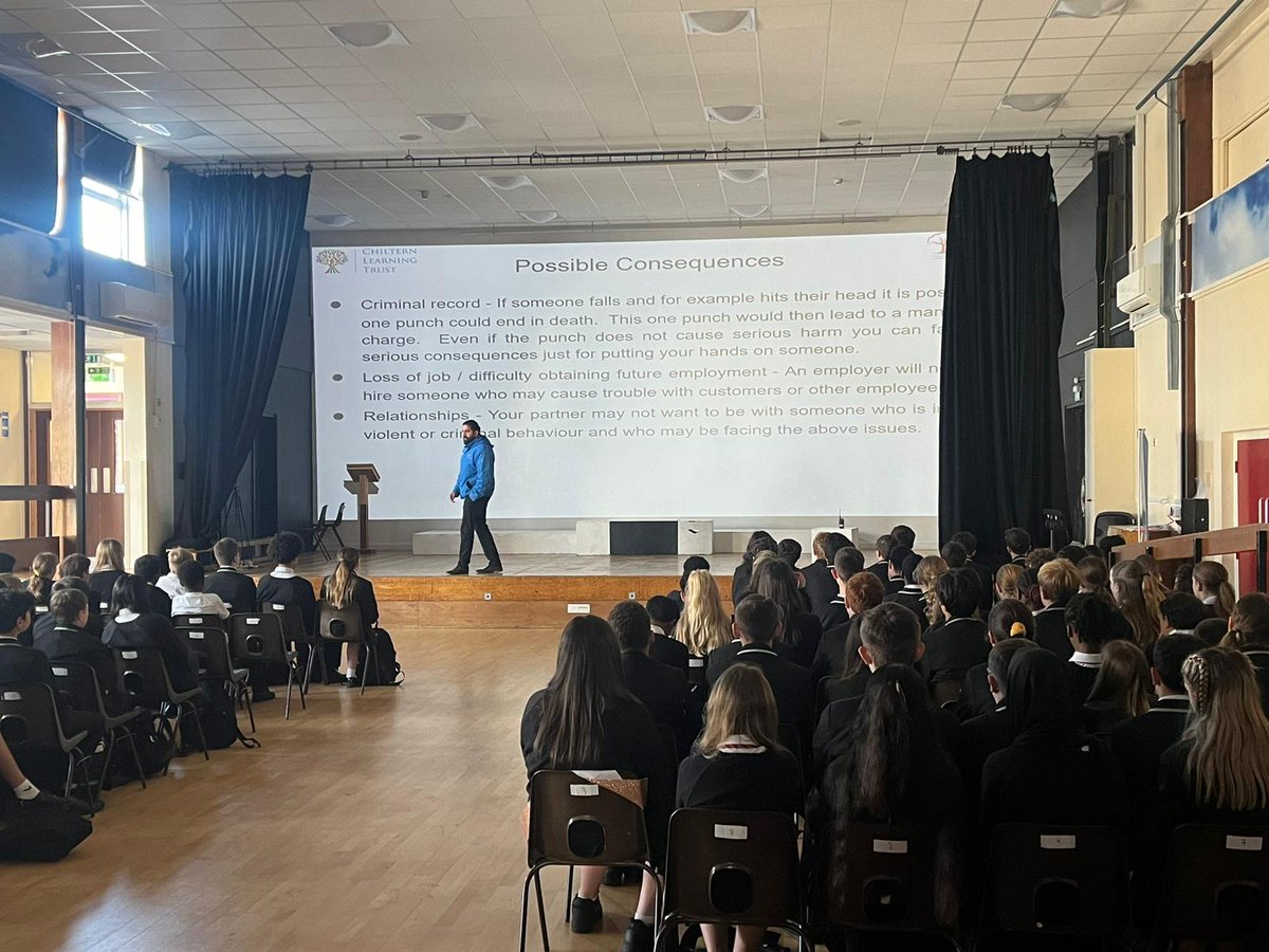 Good engaging assemblies this week by @Muj_Rathor building on the importance of good character through our 3rs at all times for good conduct and flowing nicely from tutor messages and assemblies last week @KAKempston
