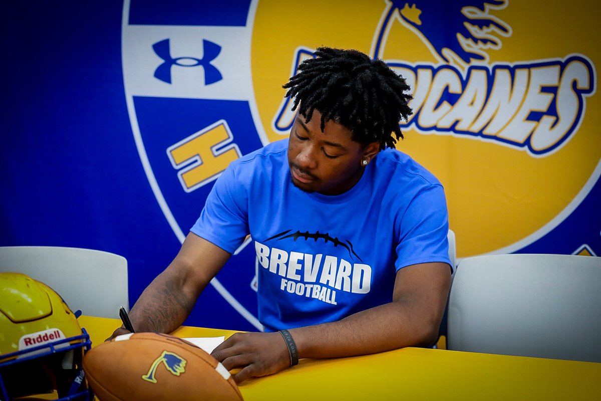 100% COMMITTED, I would like to thank God for this opportunity! I would also like to thank my family, coaches, and teammates for getting me here. #NadoNation let’s work! <a href="/MrCoachFrate/">Anthony Frate</a> <a href="/CoachPerdomo/">Chris Perdomo</a> <a href="/Miller_Jordan3/">Jordan Miller</a> <a href="/taylordj14/">Coach David “DJ” Taylor</a> <a href="/ThebigU/">Brandon Unangst</a> <a href="/BrevardF5/">BC Football 🌪</a> <a href="/JoshRomero52/">Josh Romero</a> <a href="/CoachKhayat/">Coach Khayat</a>