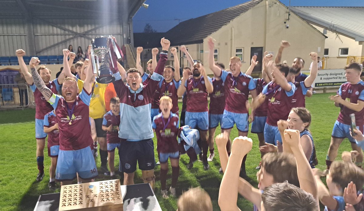 FandWLeague's tweet photo. Mulhern Cup Final Result 

Tummery Athletic 3-2 Dergview Reserves 

Fermanagh and Western Football Association Chairman Enda Love presented Gerard Duddy with the Man of the Match award. 
 
Congratulations to Tummery Athletic, who lifted the Cup for the 6th time! https://t.co/IIwLTAu6nw
