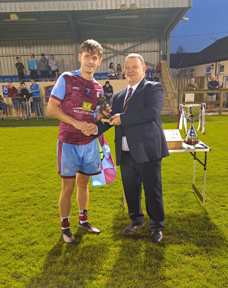FandWLeague's tweet photo. Mulhern Cup Final Result 

Tummery Athletic 3-2 Dergview Reserves 

Fermanagh and Western Football Association Chairman Enda Love presented Gerard Duddy with the Man of the Match award. 
 
Congratulations to Tummery Athletic, who lifted the Cup for the 6th time! https://t.co/IIwLTAu6nw
