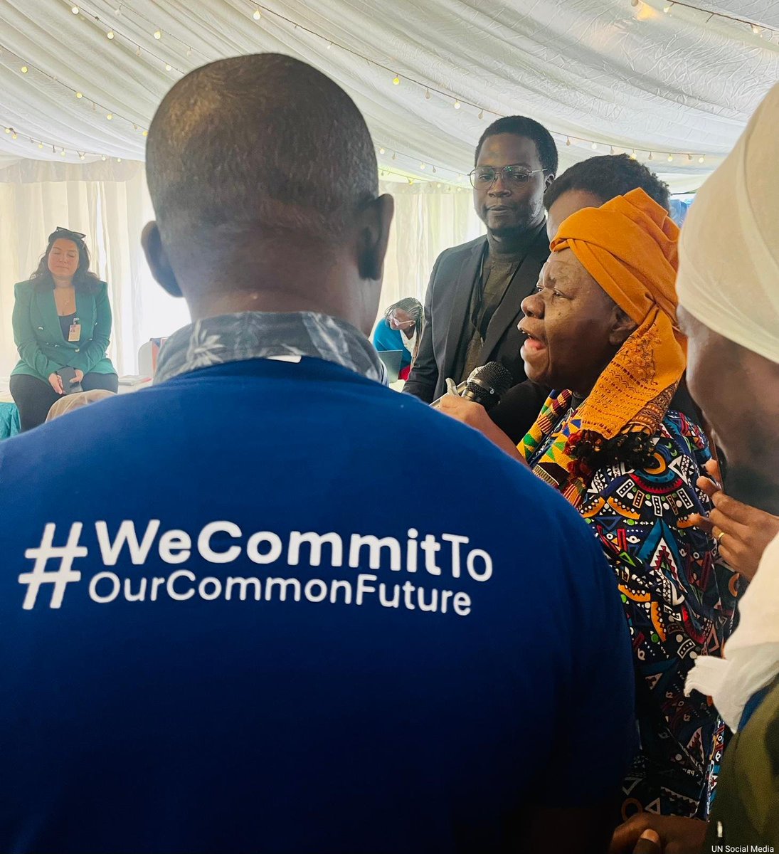 📷: Go behind the scenes of this week’s UN Civil Society Conference in Nairobi, Kenya, where more than 2.500 activists, advocates & other influential voices from across the globe came together to share solutions for #OurCommonFuture. news.un.org/en/story/2024/… #2024UNCSC