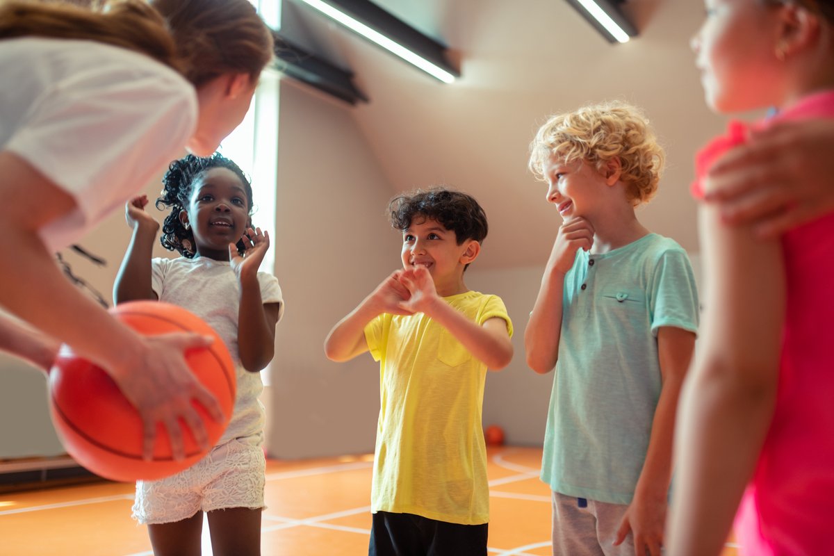 Multisport provides a safe and fun environment for children to learn skills & fundamentals of various sports, such as basketball, soccer, dodgeball & more. Children will boost their confidence & developmental skills. Ages 4-13. Register on ActiveNet: bit.ly/3Wc6fVl