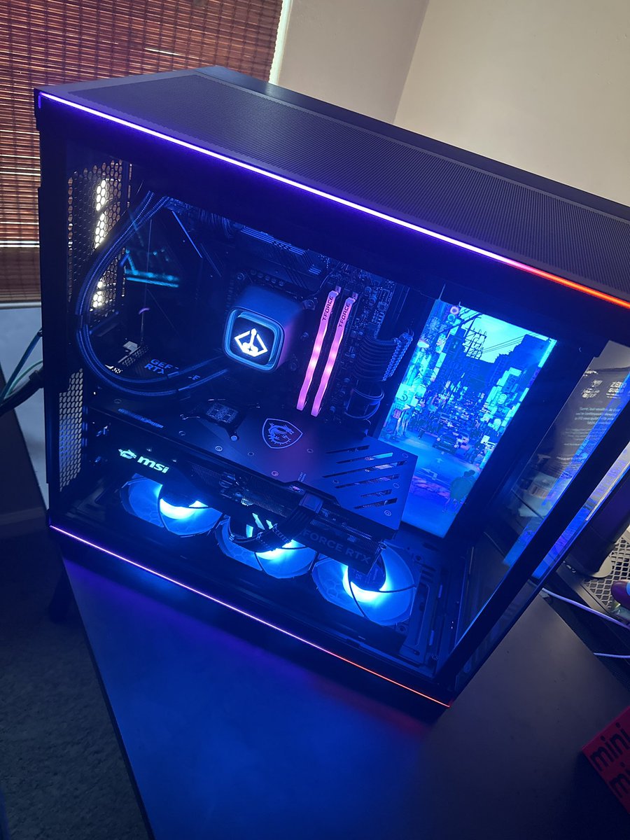 Kelly / ᴄᴀʟʟᴏ  tweet media