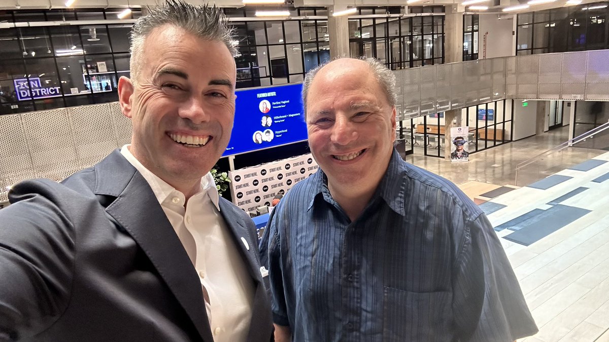 pauldeuchar's tweet photo. Downtown Houston this morning with Joey Sanchez ☕️ @TheIonHouston
#cupofjoey #ion #Houston #HoustonTech #innovation
#speaklife #useverb
@UseVerb https://t.co/UwPcPN4nUW