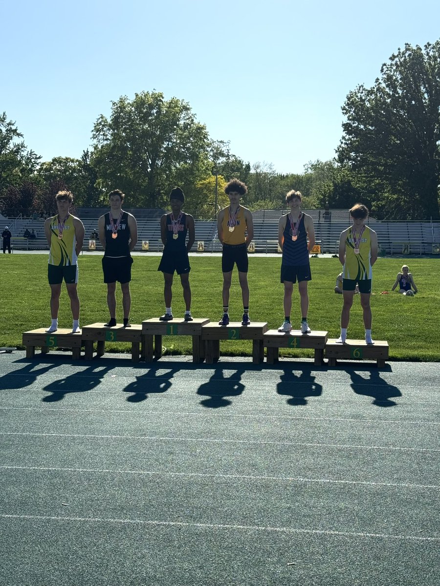 RunAmherst's tweet photo. Boys 110 meter hurdles podium finishers @Ohio_SWC ! @trackcomets https://t.co/jiaUbi6VJ1