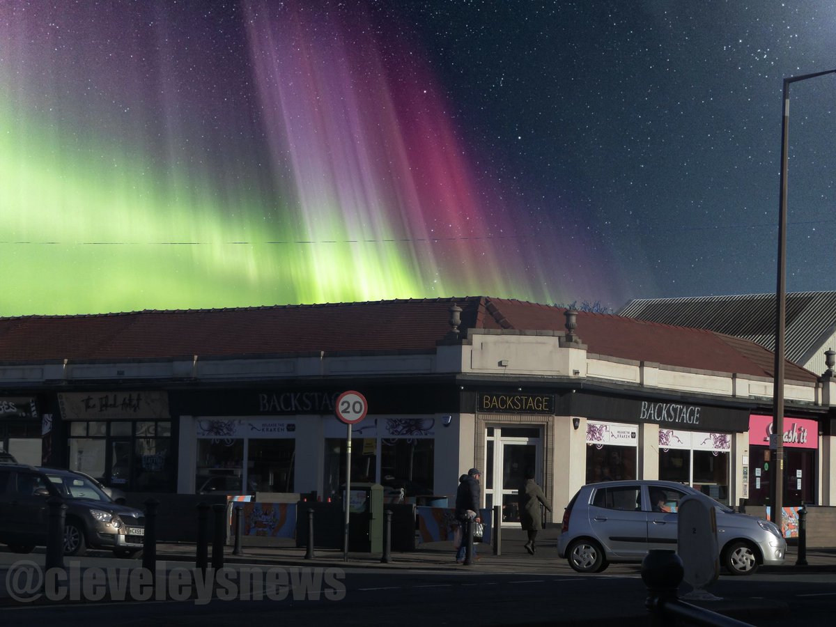 Incredible picture of the #NorthernLights over Cleveleys.