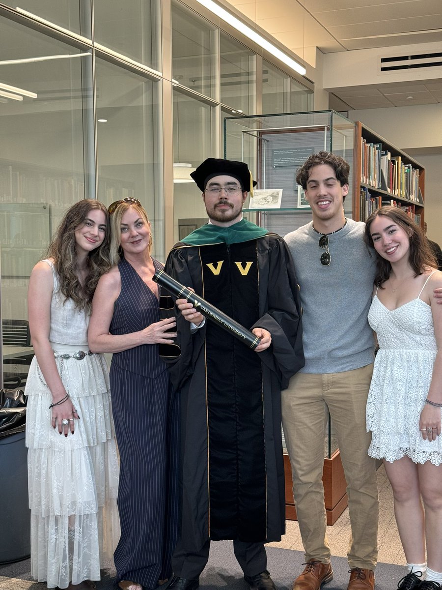 Gabriel Bendfeldt, MD (@gabrielbendfeld) on Twitter photo Blessed to have gotten here! Immense gratitude to many who guided, helped, challenged, and supported me on this road including my fiancée Jenelle, an amazing mentor in <a href="/ScottZuck/">Scott Zuckerman, MD, MPH</a> , friends in @bhamidipati97 among so many others, and my family. The 4th generation of Dr. Bendfeldt! Blessed to have gotten here! Immense gratitude to many who guided, helped, challenged, and supported me on this road including my fiancée Jenelle, an amazing mentor in <a href="/ScottZuck/">Scott Zuckerman, MD, MPH</a> , friends in @bhamidipati97 among so many others, and my family. The 4th generation of Dr. Bendfeldt!