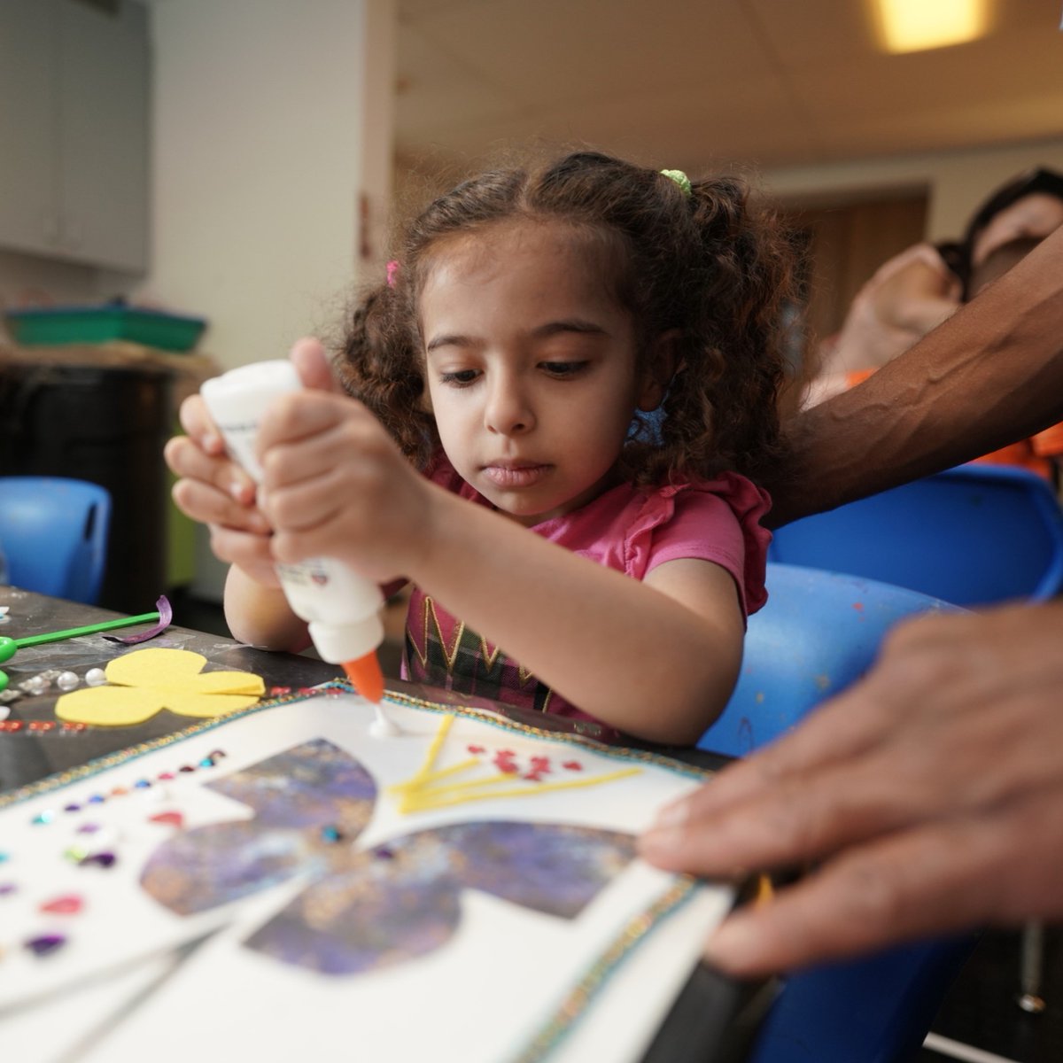 ☀️ Family Day is around the corner on Sat, Jun 8! Join us to celebrate the art and culture of Nigeria. 🌍 Family Day is the perfect opportunity to experience the richness of cultures from around the world. ➡️ Visit this link for more updates: bit.ly/3wv0Bmz