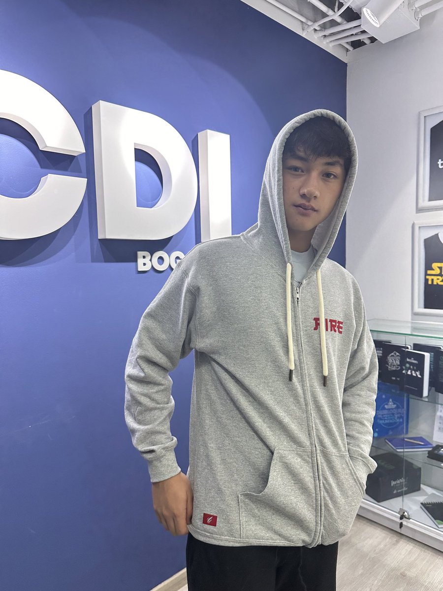 HyenukChu's tweet photo. Habemus Merch para #eventoFIRE
La más bonita es en color rosa y en negro
Falta el método para que sepas tu medida @somoscdi https://t.co/nuY5LSFkFt