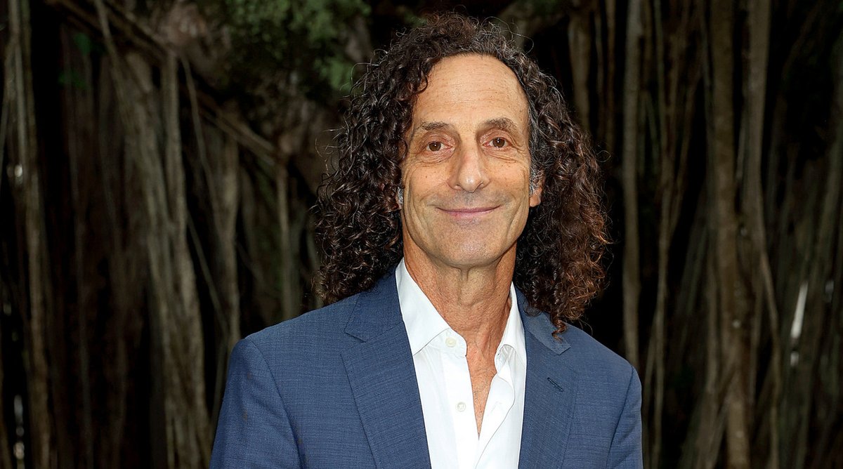 A memoir by acclaimed saxophonist @kennyg is coming this fall. The smooth jazz legend’s LIFE IN THE KEY OF G, co-written with Philip Lerman, is expected from @BlackstoneAudio on Sept. 24. ow.ly/6J2H50RC54F