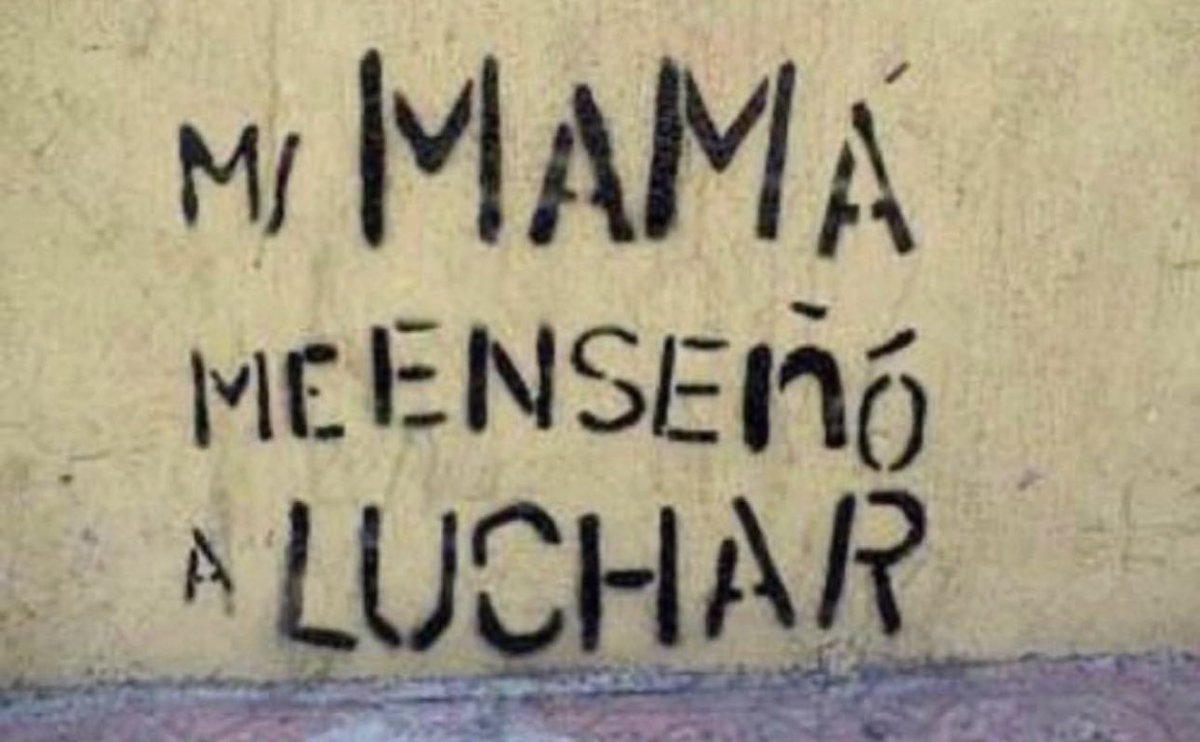Hoy en 🇲🇽 honro a las #madres que luchan; las que exigen justicia por sus hijas asesinadas y desaparecidas; las que hacen del dolor resistencia; las que migran para proteger; las que protestan; las que defienden ser madres por elección; a la mía y a todas #DiaDeLasMadres 💜