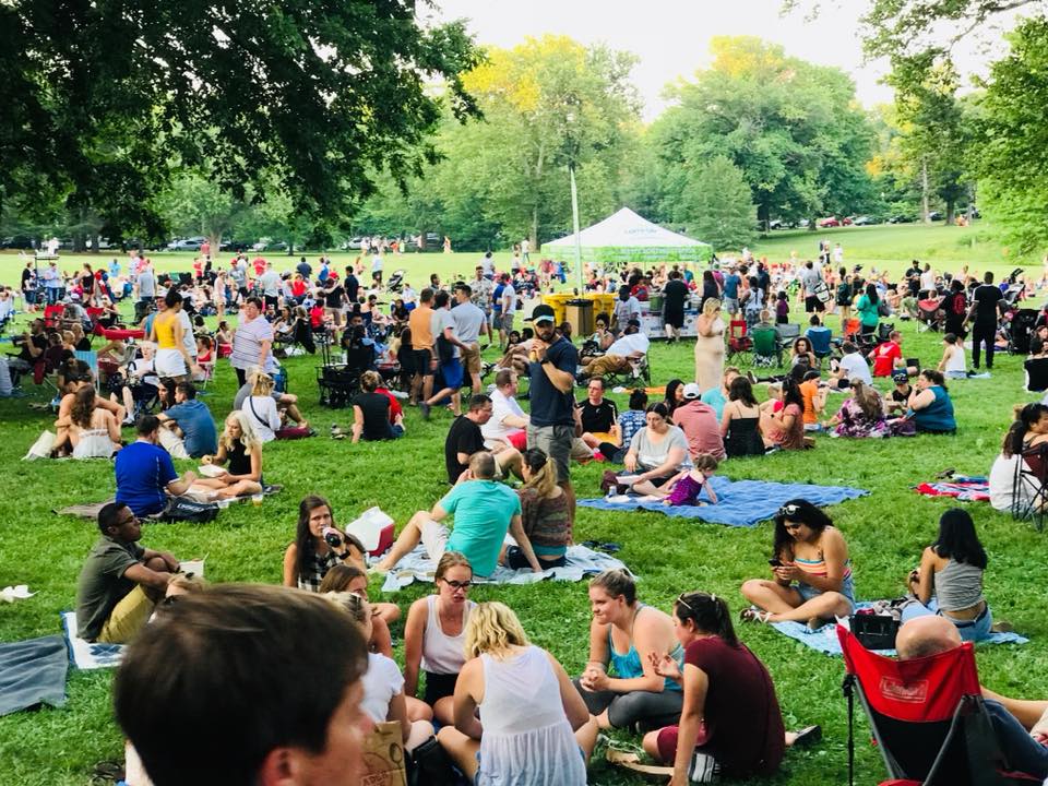 We're 1 week away from the first #foodtruckfridaystl of 2024! 🎉 Meet us in @TowerGrovePark on May 17 from 4-8pm with 20+ food trucks, live music, beer from @4HandsBrewingCo + @urbanchestnut, cocktails from @narwhalscrafted & more: saucefoodtruckfriday.com