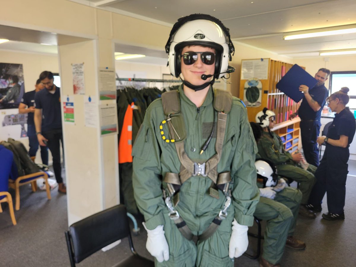 An amazing day for four cadets from 16F who completed their Air Experience sorties ✈️ from @RAFBenson! #whatwedo