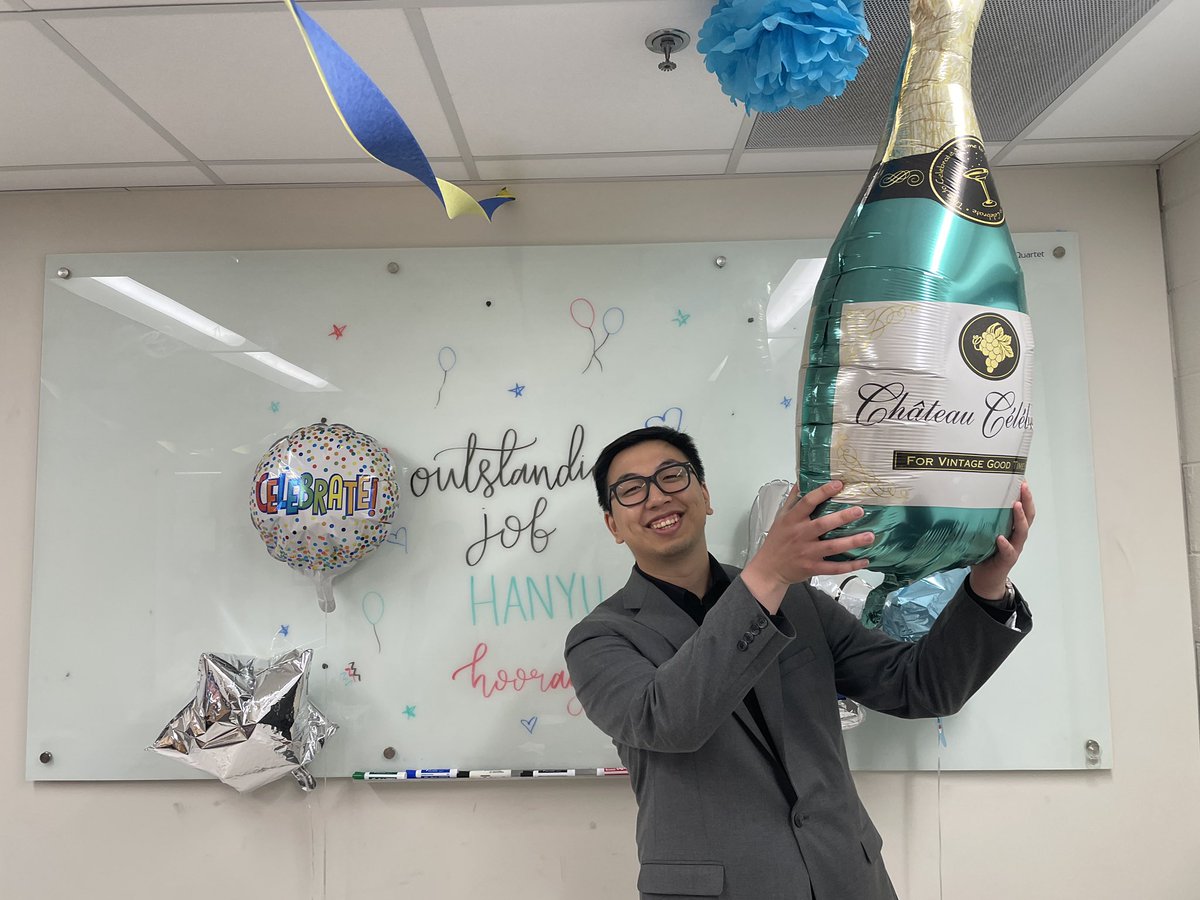 Congratulations to Hanyu for passing his gateway exam earlier this week!!! 🎉 Nicely done, Hanyu! Now on to more nanodisc explorations!! 🥼🧪🧫