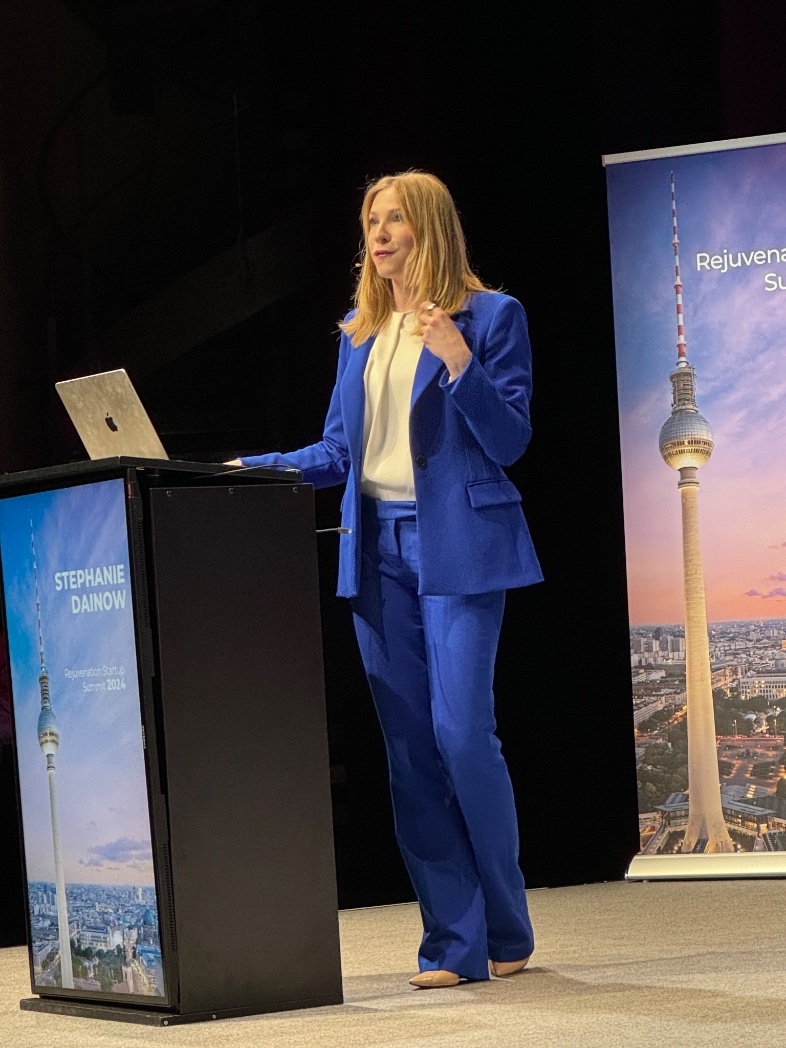 Agingdoc⭐David Barzilai🔔MD PhD MS MBA DipABLM🩺 (@agingdoc1) on Twitter photo An excellent presentation by <a href="/sdainow/">Stephanie Dainow</a> of <a href="/LifespanIO/">LifespanIO</a> at the rejuvenation startup summit <a href="/4ever_healthy/">Forever Healthy</a> and update on collaborations @senstweet.
👉Good science is not enough- effective science communication is just a imperative 💯
-👨🏻⚕️
More here👇: 🔗youtube.com/@LifespanNews?… An excellent presentation by <a href="/sdainow/">Stephanie Dainow</a> of <a href="/LifespanIO/">LifespanIO</a> at the rejuvenation startup summit <a href="/4ever_healthy/">Forever Healthy</a> and update on collaborations @senstweet.
👉Good science is not enough- effective science communication is just a imperative 💯
-👨🏻⚕️
More here👇: 🔗youtube.com/@LifespanNews?…