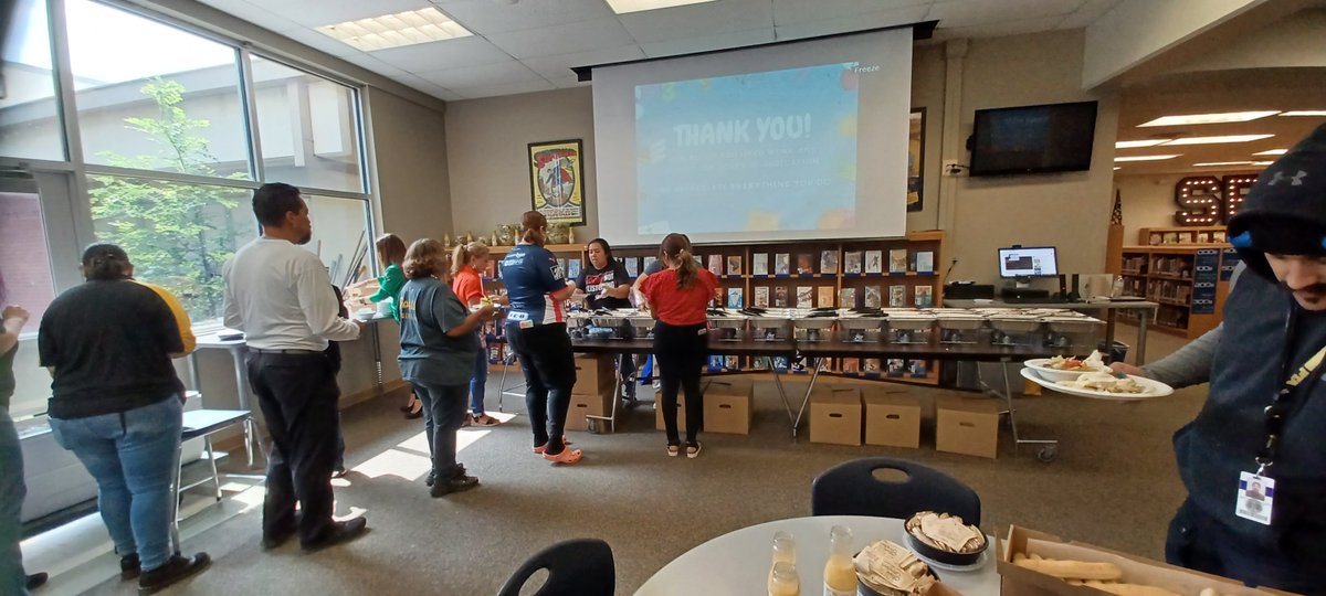 Thank you @britt_melendez for providing lunch & everything you do for our school @NISDRoss