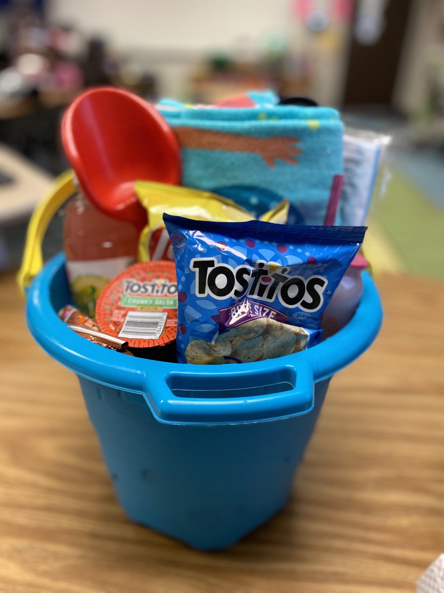 Today our <a href="/ErmelES_AISD/">Ermel Elementary</a> admin delivered a special treat to our staff to conclude Teacher Appreciation Week celebration👩🏻‍🏫 Thank you to our awesome parent, PTO &amp; administrative staff for making this a memorable week🍎✏️📓