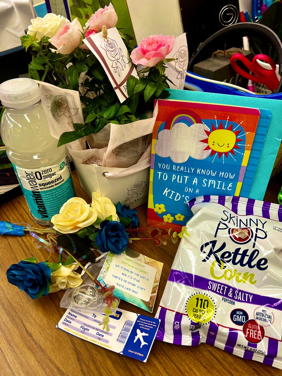 MsPatag's tweet photo. We had an amazing all-expenses paid “trip” from @EsGaywood! The best Teacher Appreciation week so far! https://t.co/YsRY4bcWAW