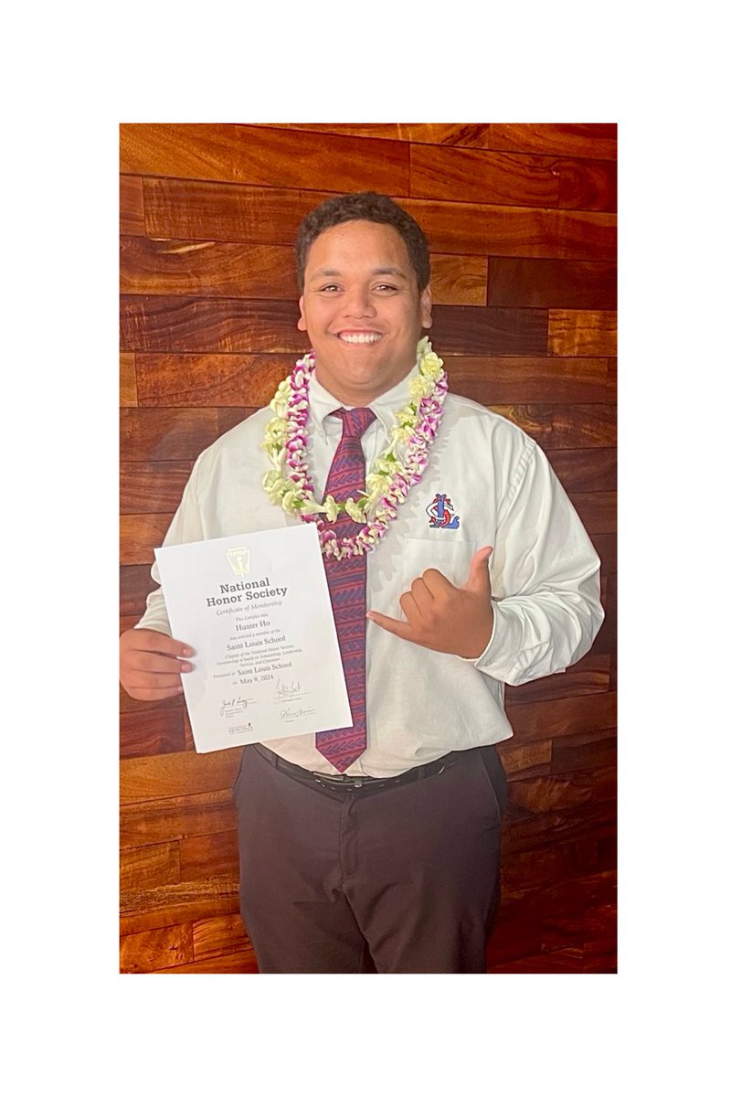 Newest member of @StLouisHawaii National Honor Society! Very thankful for this great honor #AcademicWeapon 😂 @StlCrusaderfb