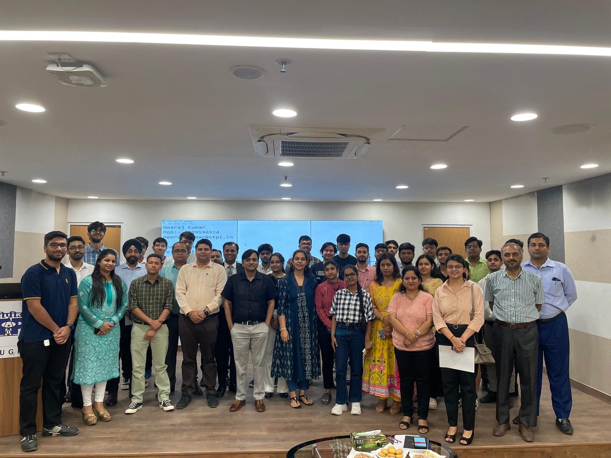 Today, students of @NorthCap_Univ #Haryana dive deep into the hive of innovation @ApiaryIncubator From ideas to action, forging pathways for tomorrow's tech leaders 
#ICP #GrowWithSTPI #STPIINDIA #STPINEXT #STPICoEs @arvindtw  @er_ashokg @stpiindia  @stpinext