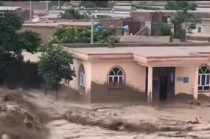 #عاجل: فيضانات كارثية تضرب شمال افغانستان