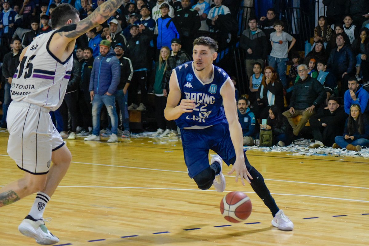 En el comienzo de la serie semifinal de la Conferencia Sur de la <a href="/LigaARGbasquet/">La Liga Argentina</a> 🏀 ante Racing de Chivilcoy, Rafael Rosende y Nicolás Remolina renuevan el sueño del ascenso 🔝  

👉🏻racingclub.com.ar/basquet/nota/2…