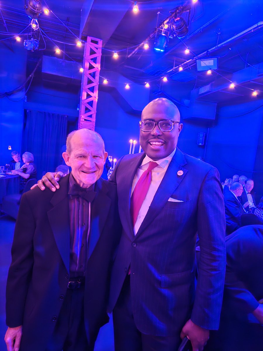 FrankScottJr's tweet photo. Fun times celebrating the @TheRep and its impact on Little Rock’s Arts &amp; Culture community last night. Thank you to the Co-Chairs Stephanie &amp; Myron Jackson and Leslie &amp; Dr. Rhys Branman for hosting such a great event, and the consistent leadership of Will Trice &amp; @KenMattMartin. https://t.co/XXoYDIKtWc