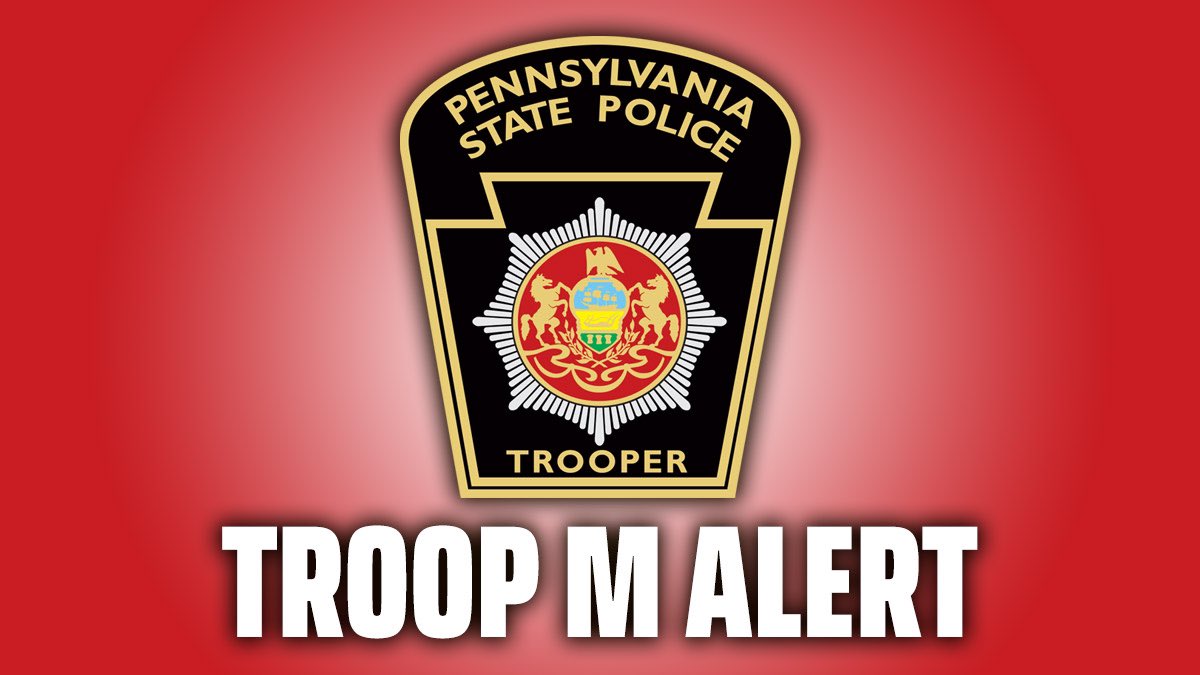 Jackknifed Tractor Trailer on I-78 W/B, MM 70.4, Lower Saucon Twp., Northampton Co. Troopers on scene.  Right lane remains open.  Expect delays in the area. @wfmztraffic @mcall @lehighvalley @LVNewsdotcom