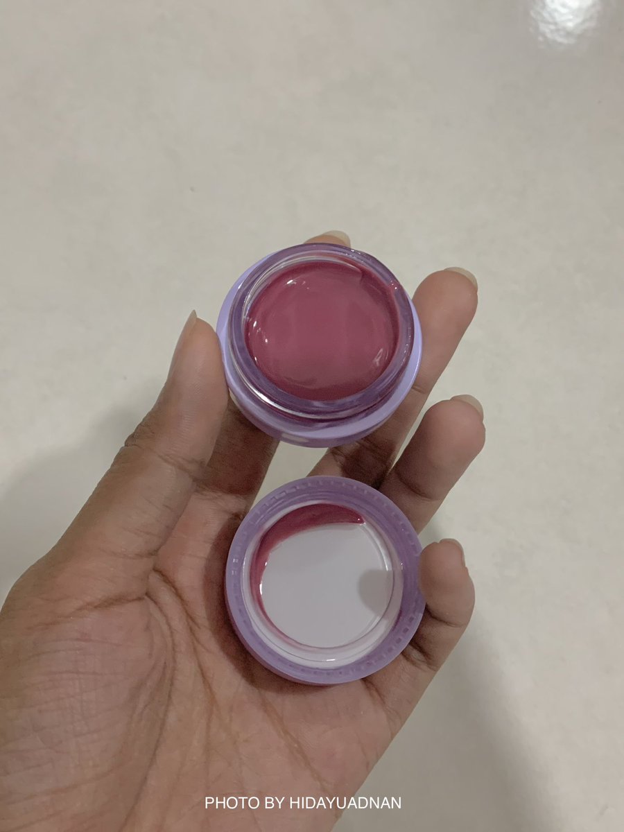 Ni ke lip balm Kim Ji Won QOT and Jennie pakai tuu 👀