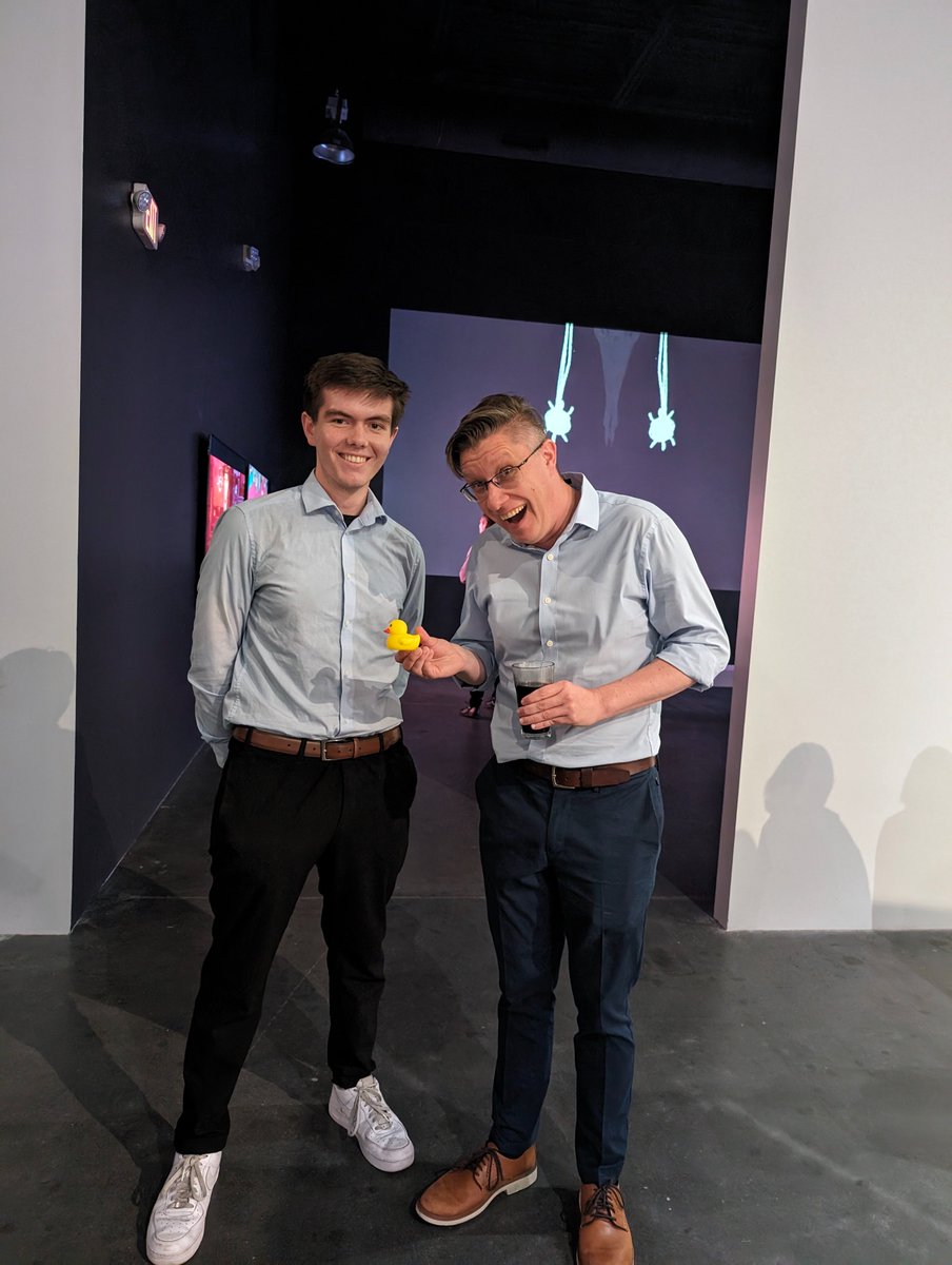 Not_Hyperlights's tweet image. @beeple holding a rubber duck (and me standing next to him)

very awesome experience!