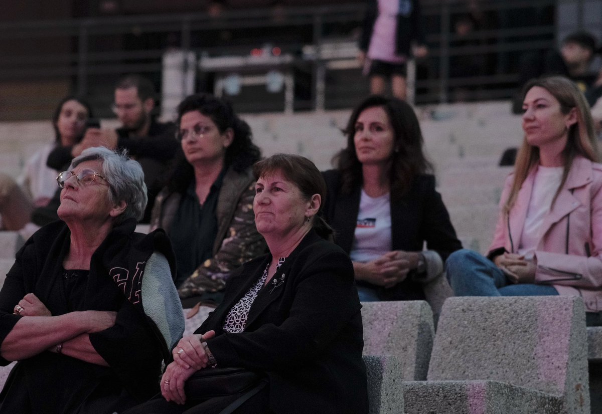 Emocionet nuk kanë fjalë! 🎶 Koncerti madhështor në Amfiteatrin e Tiranës për Ditën e Europës ishte një festë e mrekullueshme e muzikës! 🎶