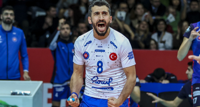 Halkbank Erkek Voleybol Takımı, deneyimli libero Volkan Döne'nin sözleşmesini uzattı. #Halkbank #VolkanDöne