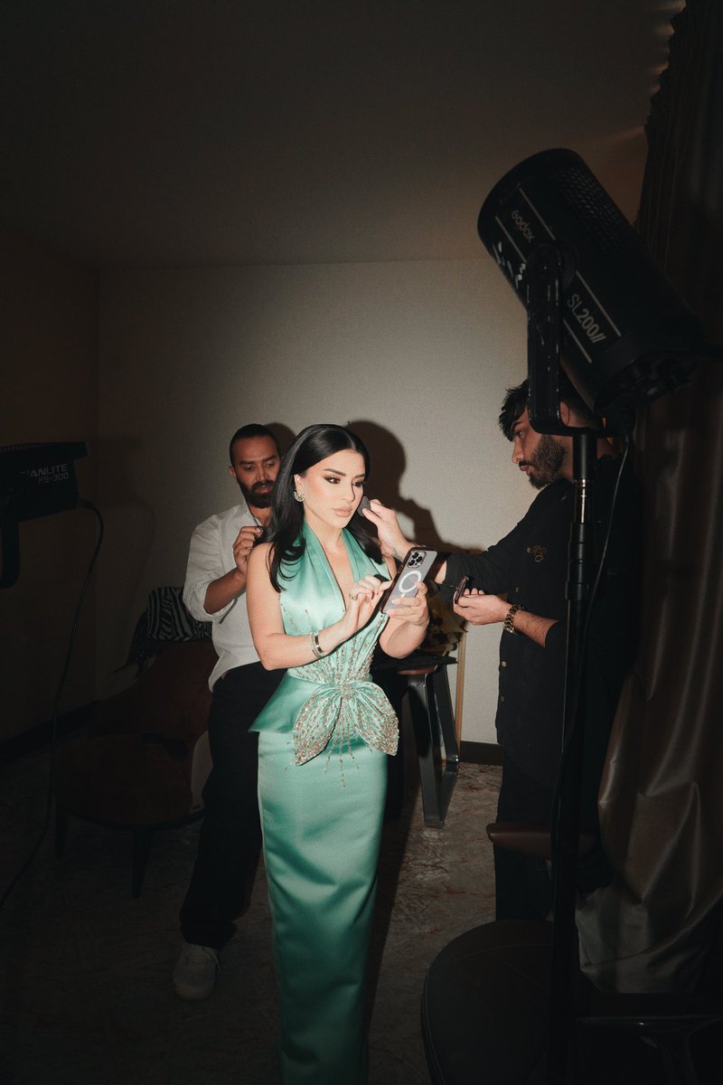 RamiKadi's tweet photo. Lebanese actress @MaguyBouGhosn attends the #GoldenCrescentAward in a #RamiKadiCouture aruba blue gown, from "Les Miroirs" collection, as she receives the Best Arab Actress 2024 award.
#GCA #GCAAwards #MaguyBouGhosn #RamiKadi #AlUla #RamiKadiAlUla #LesMiroirs https://t.co/wmOsn9ArSW