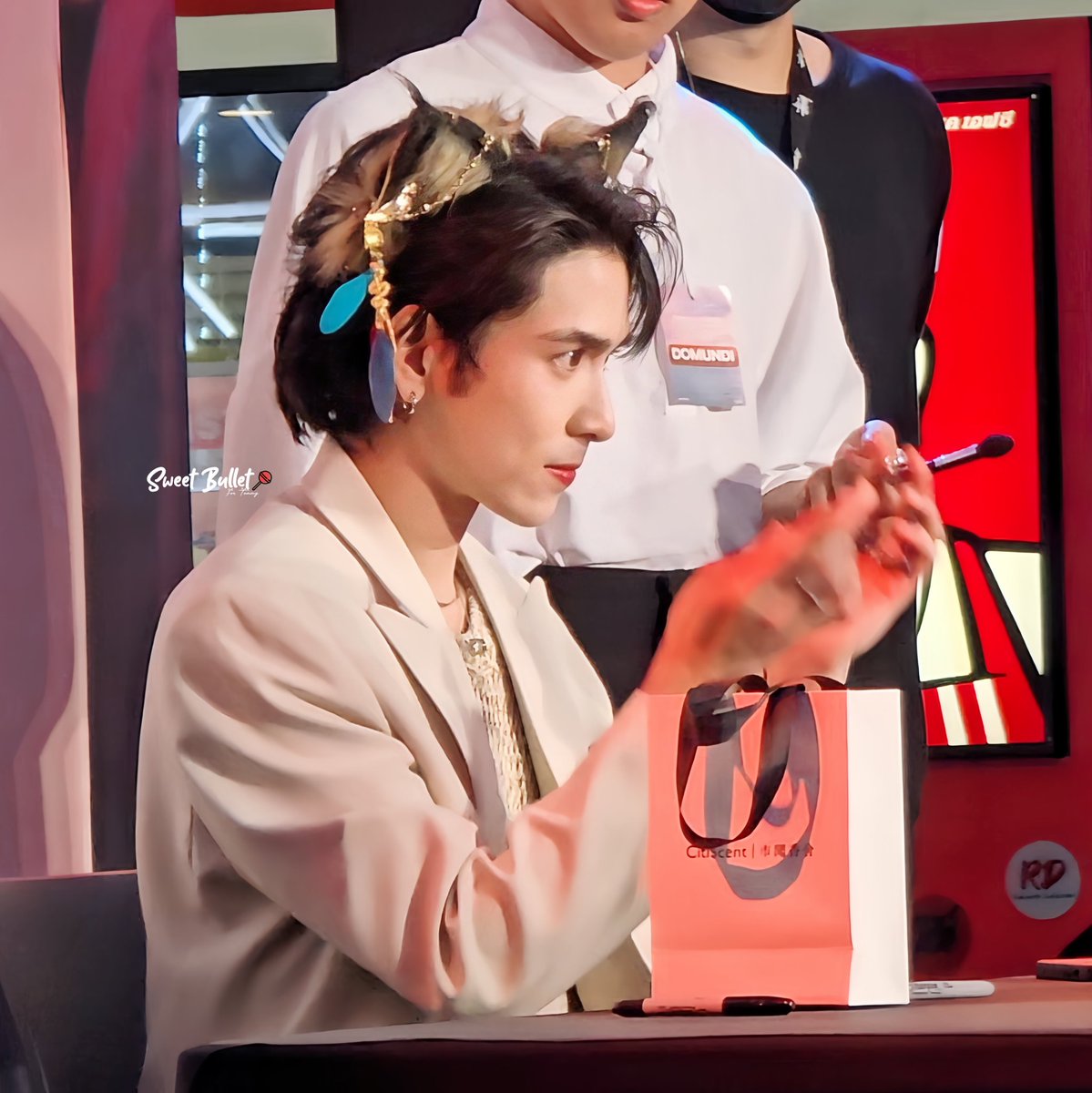 SweetbulletTM's tweet photo. 📸แมวเหมียวทอมจอมซน...จาน่ารักเกินปุยมุ้ยยยยค้าบบบ~😺😻😽💖

@tommysittichok 🥰🌻💚
#TommyMrSeaShowcase
#tommysittichok #StarMee https://t.co/fHxfyLql2u