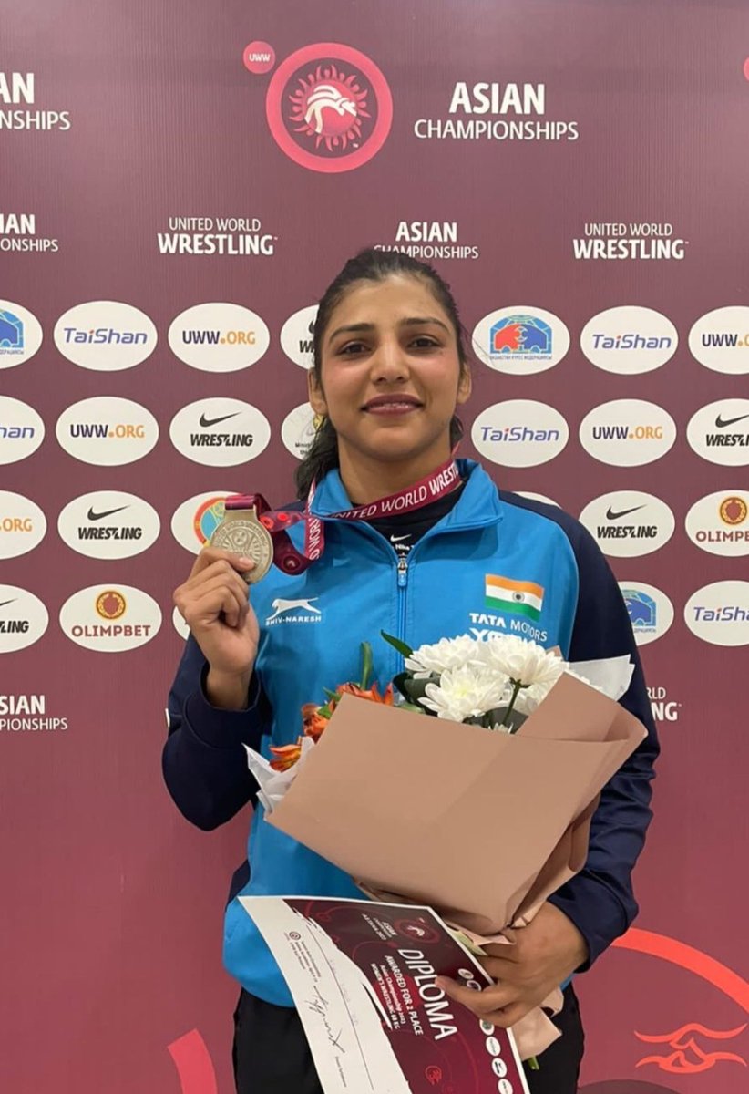 Wrestling Update: India have so far won 5 Quota places (all Women): ✨ Vinesh Phogat (50kg) ✨ Antim Panghal (53kg) ✨ Anshu Malik (57kg) ✨ Nisha (68kg) ✨ Reetika (76kg) Final chance for Indian Men FS wrestlers to get Quota in next few days at World Olympic Qualifier