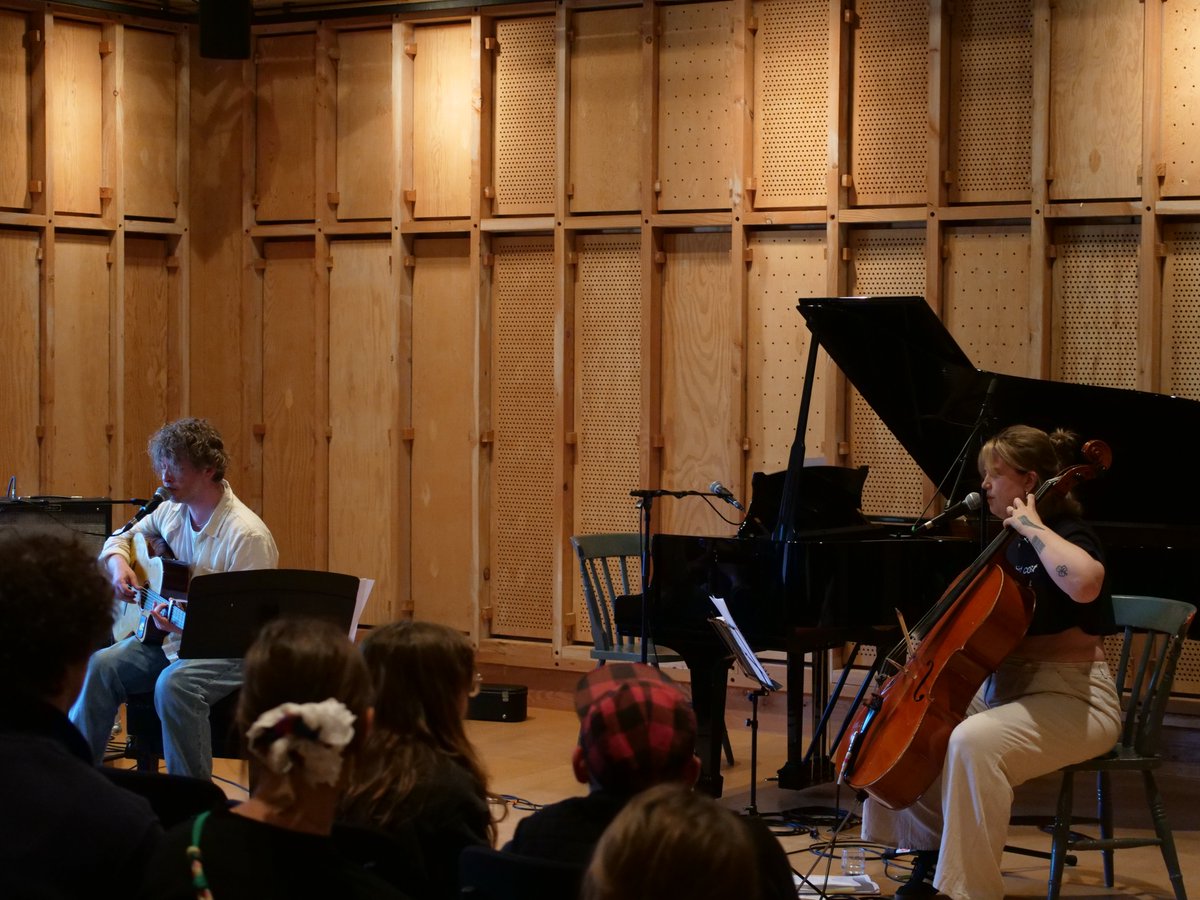 A compelling open session took place this evening in the Jerwood Kiln Studio by Bill Ryder-Jones, culminating his week-long residency. The session explored the more esoteric aspects of his music, working alongside long-time collaborators.