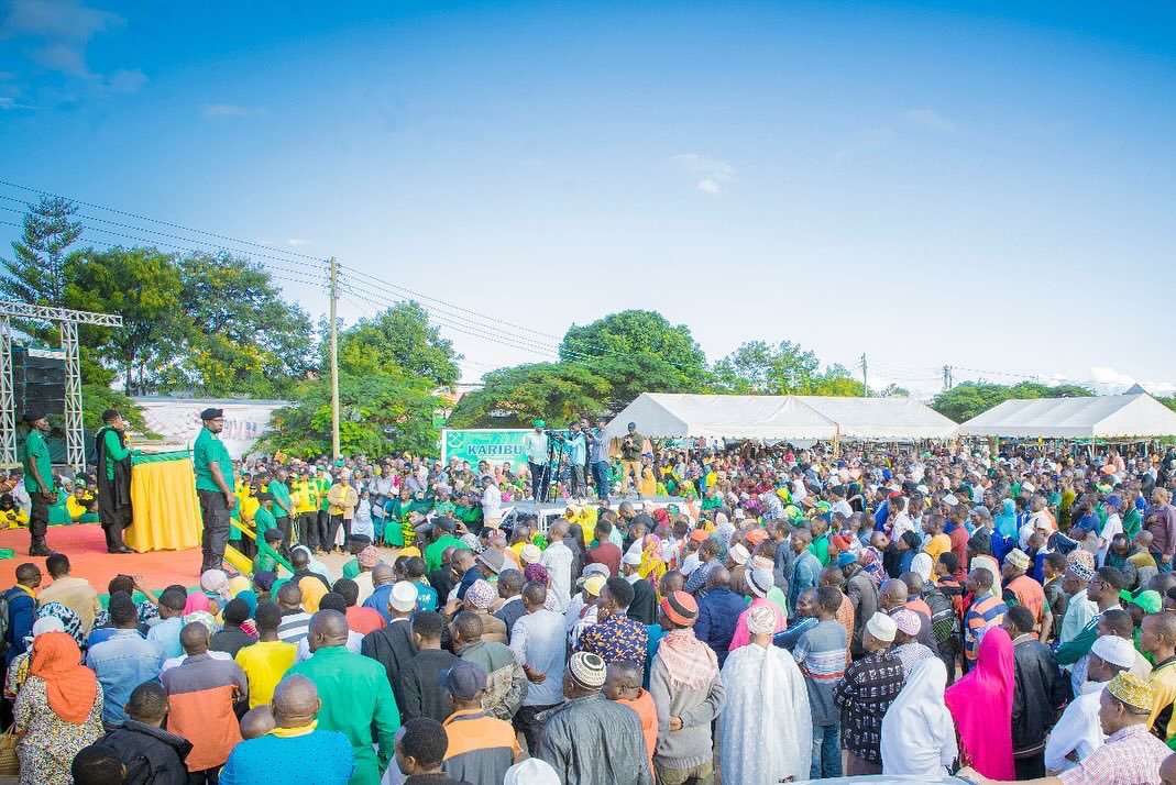 Asanteni nyumbani Singida mjini. Mama zangu na wajomba tumeelewana. Chifu Gwau. 🔥