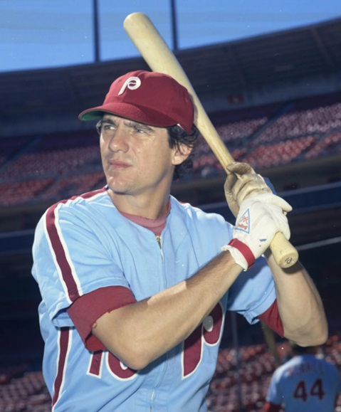 OTD 1980: At Riverfront Stadium in Cincinnati, #Phillies shortstop @LarryBowa10 legs out the only inside-the-park home run ever surrendered by Hall of Famer Tom Seaver.