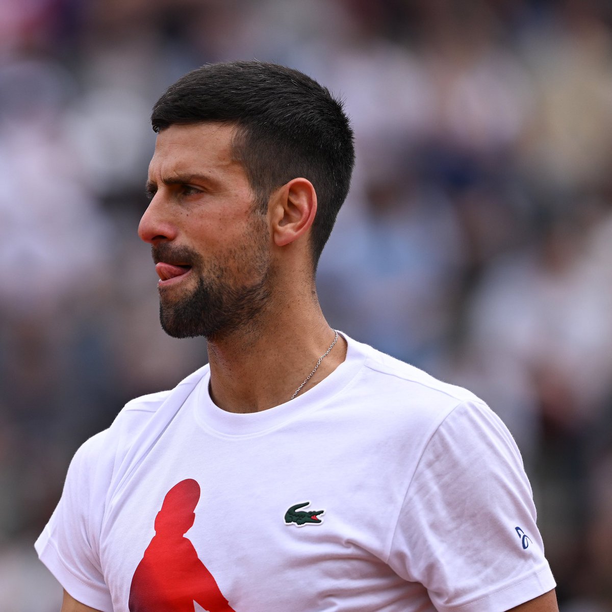 IDEMOO 💪🏻💪🏻 Nole takes the first set 6-3 over Moutet 🙌🏻❤️🇮🇹 #IBI24 #Rome #Nolefam @DjokerNole ONE MORE 🙏🏼🙏🏼