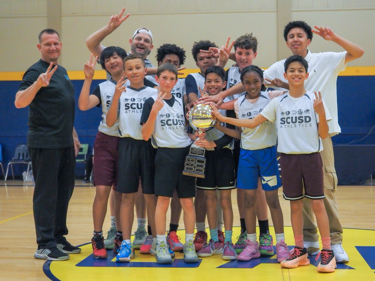 Congratulations to the Leonardo da Vinci Dolphins basketball team for winning the Sacramento City Elementary Championship for the second year in a row!