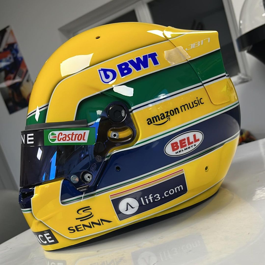 New Senna tribute helmet design of Pierre Gasly for #ImolaGP
🎨 Adrien Paviot Designs / BS Designs

#EmiliaRomagnaGP #pg10 #gas10 #alpine #f1 #formula1 #senna #motorsport