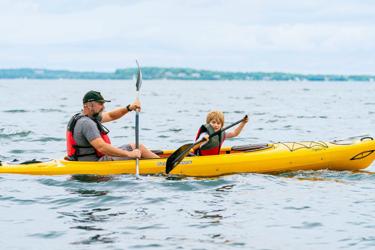 Paddle into family fun! 🛶 

Join us on May 18 from 5-7 p.m. for the first Family Night of the season with Outdoor UW! Enjoy an unforgettable evening on Lake Mendota filled with sightseeing, games &amp; memories that will make waves: bit.ly/4d67Im9.